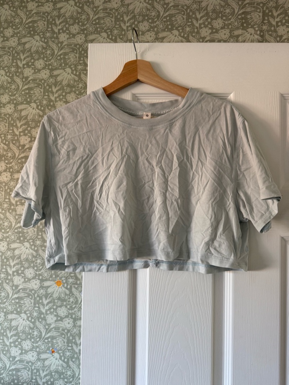 lululemon athletica Light Blue Cropped Tee